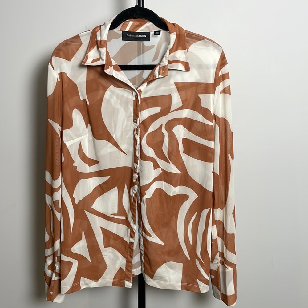 Size XL Mesh button front shirt | New York & Co